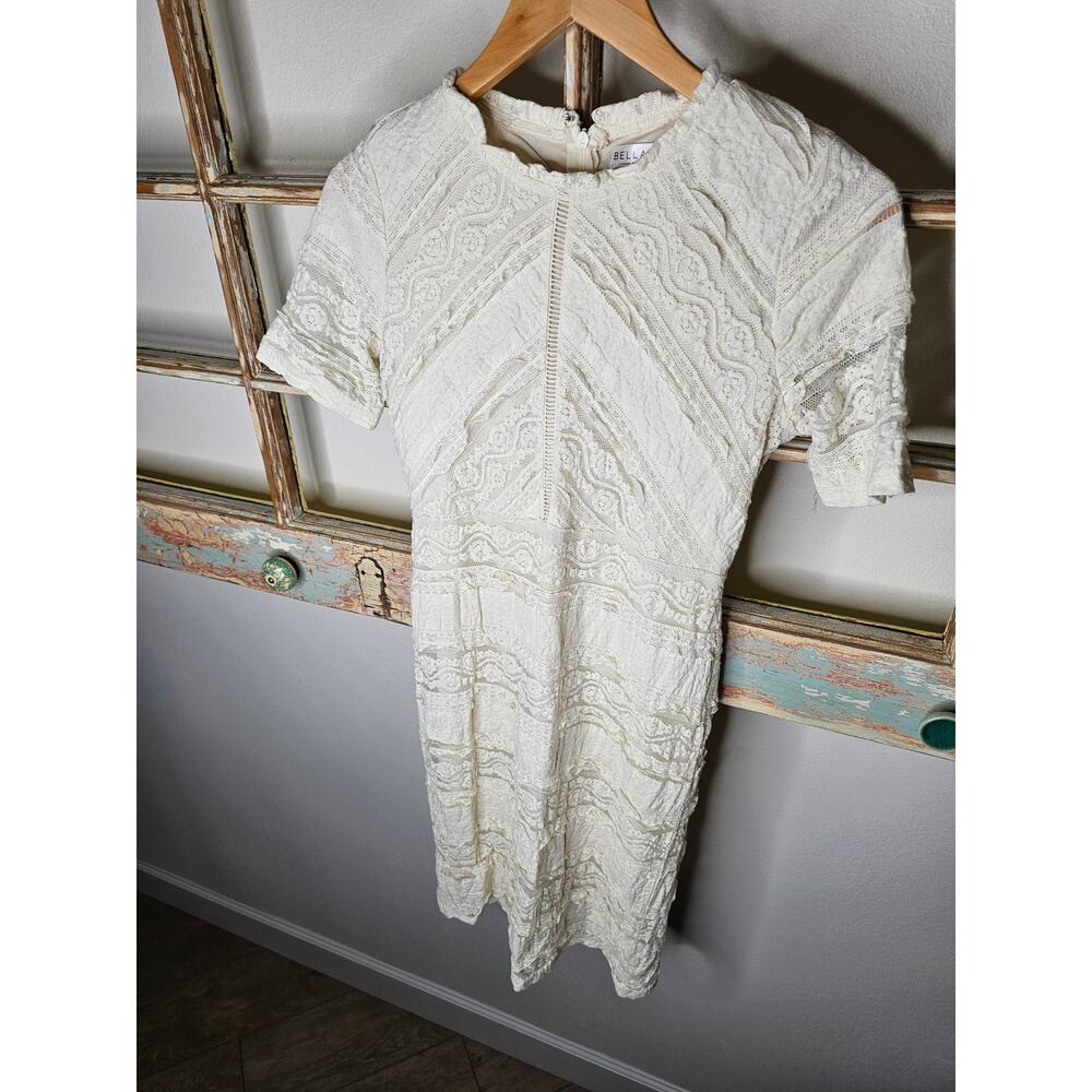 Bella Ella Ladies Cream Lace Knee Length Dress Size Medium - Picture 2 of 13